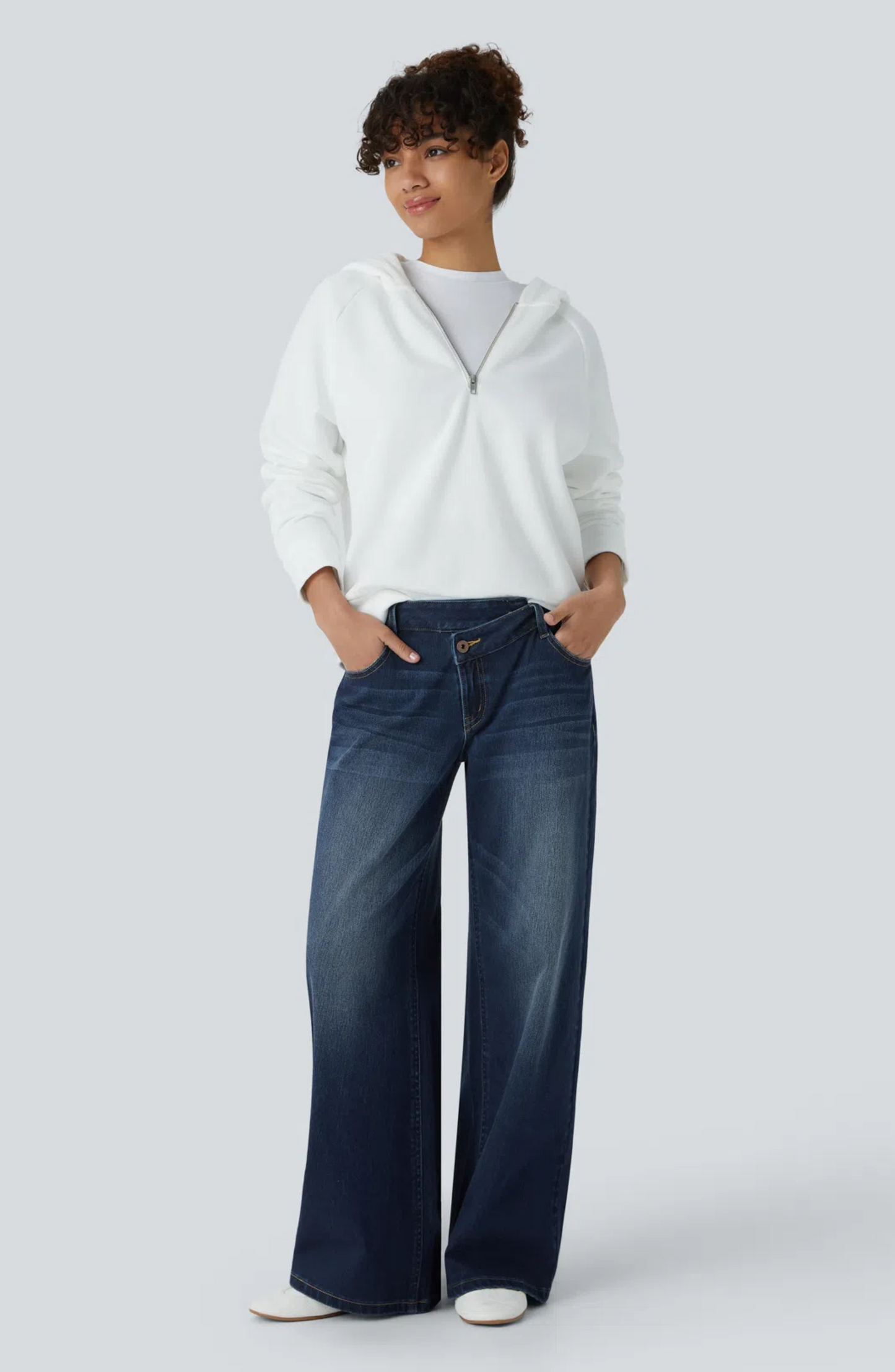 Jean large asymétrique taille basse Halara