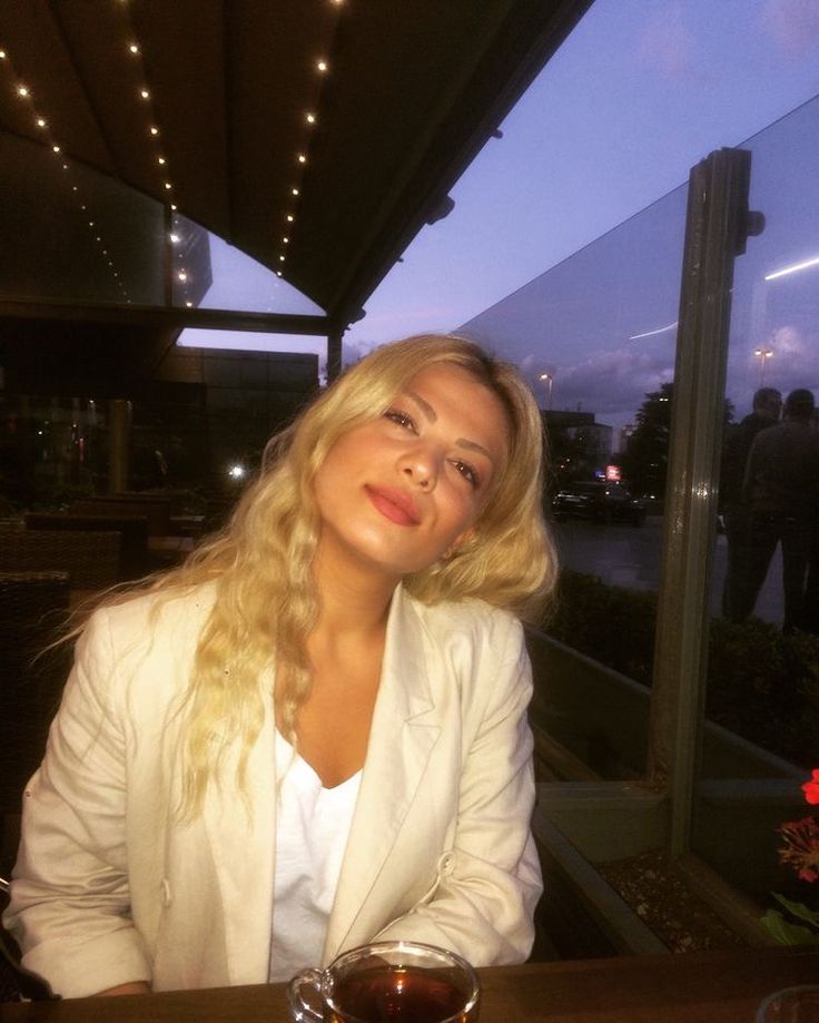 Sophie M.